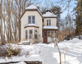 35 Ball St, Orange, Massachusetts, 5 Bedrooms Bedrooms, 9 Rooms Rooms,2 BathroomsBathrooms,Residential,For Sale,Ball St,73474271