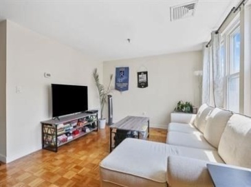 128 Tudor, Boston, Massachusetts, 2 Bedrooms Bedrooms, 4 Rooms Rooms,1 BathroomBathrooms,Residential Lease,For Rent,Tudor,73495248 128 Tudor, Boston, Massachusetts, 2 Bedrooms Bedrooms, 4 Rooms Rooms,1 BathroomBathrooms,Residential Lease,For Rent,Tudor,73495248