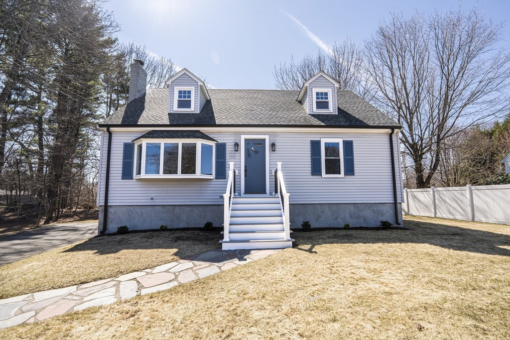 1049 Pleasant St, Canton, Massachusetts, 4 Bedrooms Bedrooms, 8 Rooms Rooms,2 BathroomsBathrooms,Residential,For Sale,Pleasant St,73495204