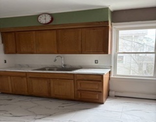 100 Stanley St, Fall River, Massachusetts, 2 Bedrooms Bedrooms, 4 Rooms Rooms,1 BathroomBathrooms,Residential Lease,For Rent,Stanley St,73495105