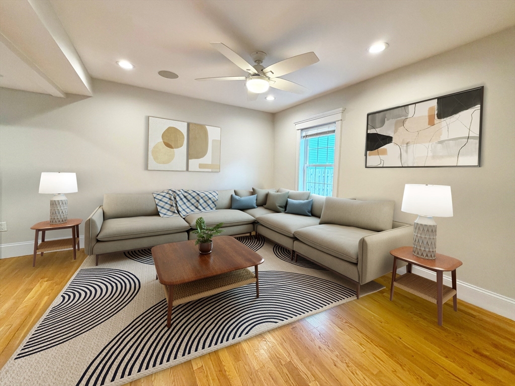 37 Fenton St, Boston, Massachusetts, 2 Bedrooms Bedrooms, 6 Rooms Rooms,2 BathroomsBathrooms,Residential Lease,For Rent,Fenton St,73495139