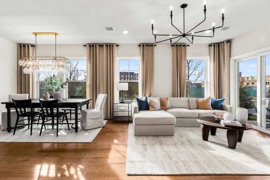 32 East Point Drive, East Providence, Rhode Island, 3 Bedrooms Bedrooms, 7 Rooms Rooms,2.5 BathroomsBathrooms,Residential,For Sale,East Point Drive,73495155