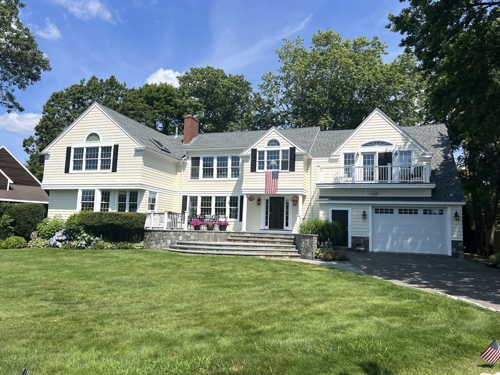 247 Ocean Ave, Marblehead, Massachusetts, 6 Bedrooms Bedrooms, 13 Rooms Rooms,5 BathroomsBathrooms,Residential Lease,For Rent,Ocean Ave,73495176