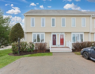 835 Mount Hope St, North Attleboro, Massachusetts, 2 Bedrooms Bedrooms, 5 Rooms Rooms,1.5 BathroomsBathrooms,Residential,For Sale,Mount Hope St,73495178