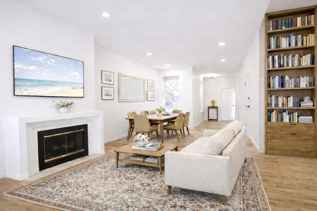 11 Albemarle St, Boston, Massachusetts, 1 Bedroom Bedrooms, 5 Rooms Rooms,1 BathroomBathrooms,Residential,For Sale,Albemarle St,73495199