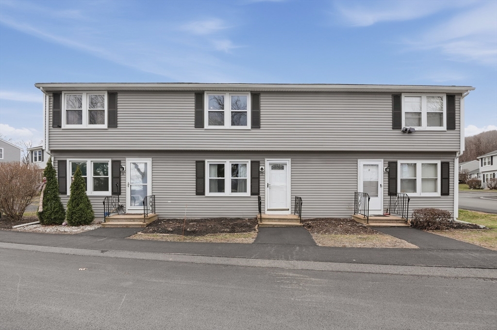 270 Sunderland Road, Worcester, Massachusetts, 2 Bedrooms Bedrooms, 5 Rooms Rooms,1.5 BathroomsBathrooms,Residential,For Sale,Sunderland Road,73495254