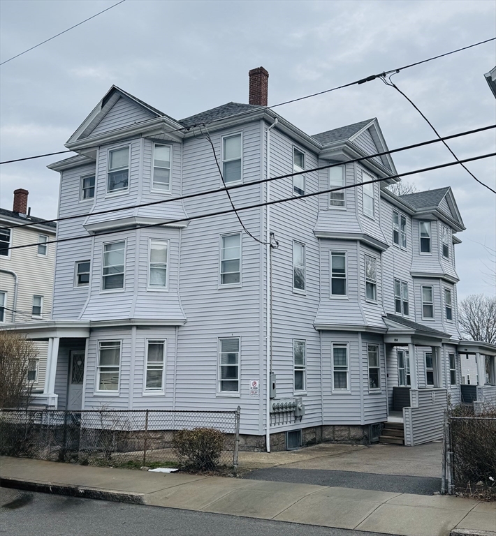 24-28 Hall St, Fall River, Massachusetts, 15 Bedrooms Bedrooms, 27 Rooms Rooms,6 BathroomsBathrooms,Residential Income,For Sale,Hall St,73495132