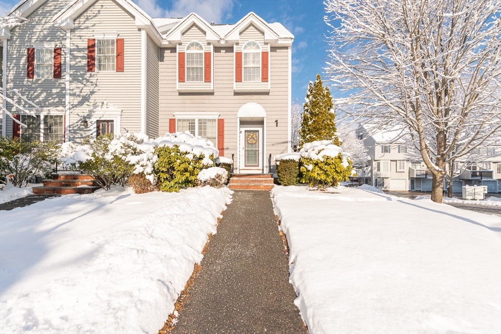 38 Tarbell St, Pepperell, Massachusetts, 2 Bedrooms Bedrooms, 6 Rooms Rooms,2.5 BathroomsBathrooms,Residential,For Sale,Tarbell St,73470576