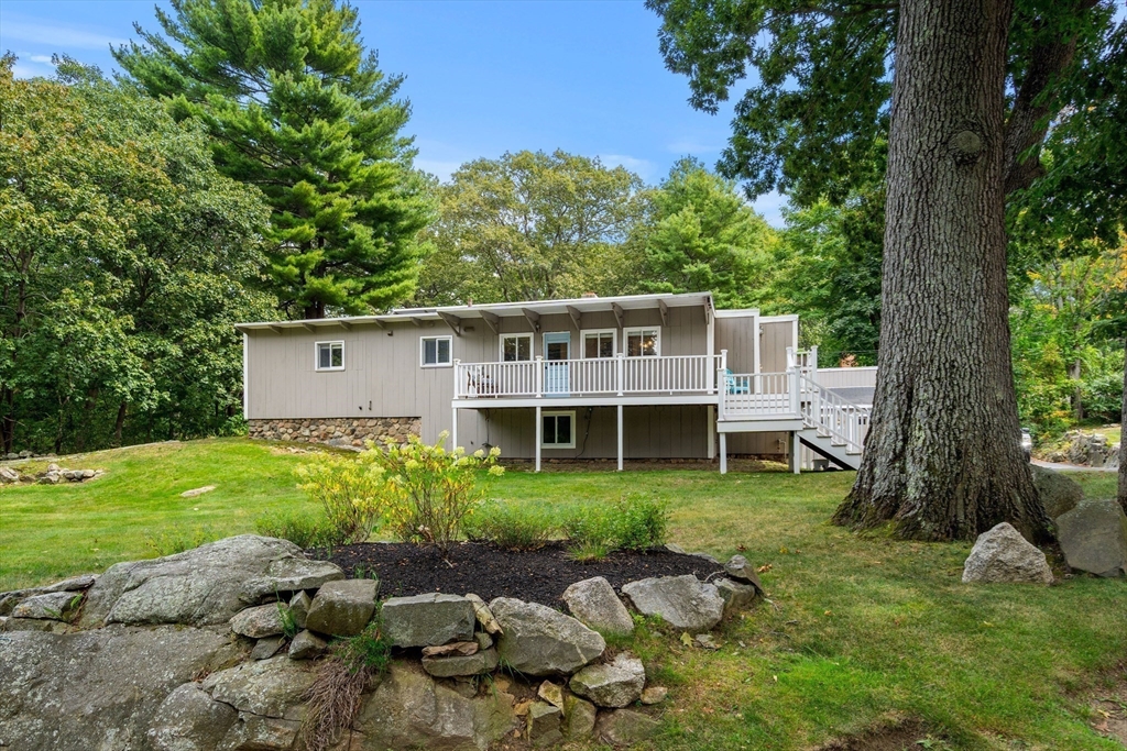 71 Walnut Rd., Swampscott, Massachusetts, 3 Bedrooms Bedrooms, 7 Rooms Rooms,2 BathroomsBathrooms,Residential,For Sale,Walnut Rd.,73425289