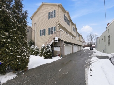 502 Medford St., Malden, Massachusetts, 2 Bedrooms Bedrooms, 5 Rooms Rooms,2 BathroomsBathrooms,Residential,For Sale,Medford St.,73480183 502 Medford St., Malden, Massachusetts, 2 Bedrooms Bedrooms, 5 Rooms Rooms,2 BathroomsBathrooms,Residential,For Sale,Medford St.,73480183