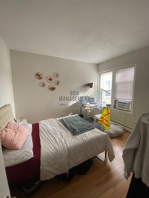 25 Chester Street, Boston, Massachusetts, 4 Bedrooms Bedrooms, 5 Rooms Rooms,1 BathroomBathrooms,Residential Lease,For Rent,Chester Street,73495445