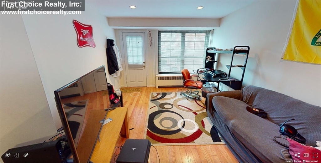 94A Marion Street, Brookline, Massachusetts, 1 Bedroom Bedrooms, 2 Rooms Rooms,1 BathroomBathrooms,Residential Lease,For Rent,Marion Street,73495447