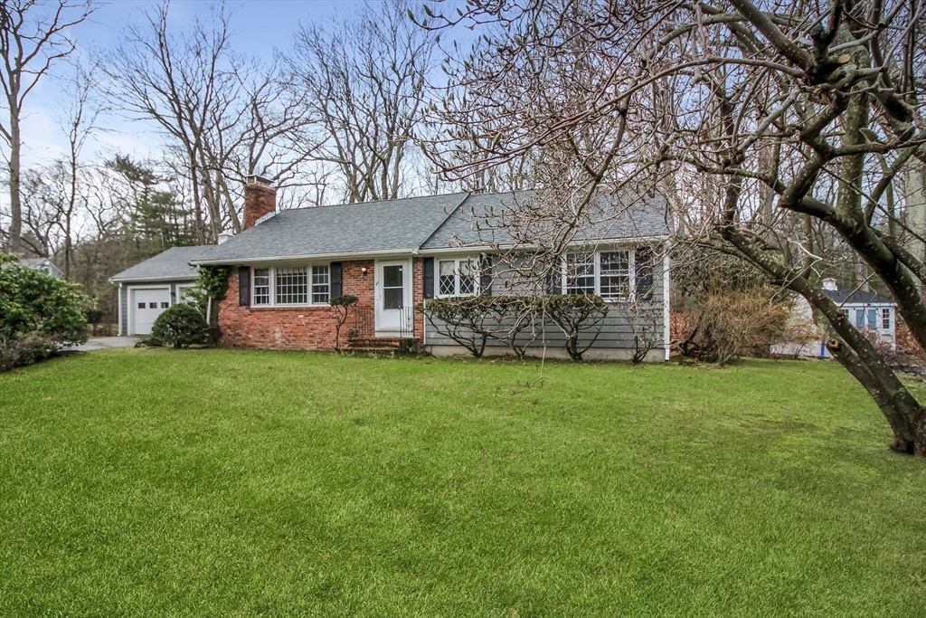 89 Indian Trl, Scituate, Massachusetts, 3 Bedrooms Bedrooms, 6 Rooms Rooms,2 BathroomsBathrooms,Residential,For Sale,Indian Trl,73495460