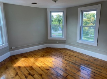 187 Newbury St, Lawrence, Massachusetts, 4 Bedrooms Bedrooms, 6 Rooms Rooms,1 BathroomBathrooms,Residential Lease,For Rent,Newbury St,73495419