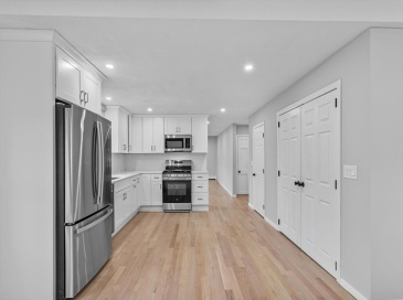 328 Bolivar St., Canton, Massachusetts, 2 Bedrooms Bedrooms, 5 Rooms Rooms,1 BathroomBathrooms,Residential Lease,For Rent,Bolivar St.,73495487