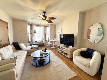 235 West 5th St, Boston, Massachusetts, 2 Bedrooms Bedrooms, 5 Rooms Rooms,1 BathroomBathrooms,Residential Lease,For Rent,West 5th St,73495283