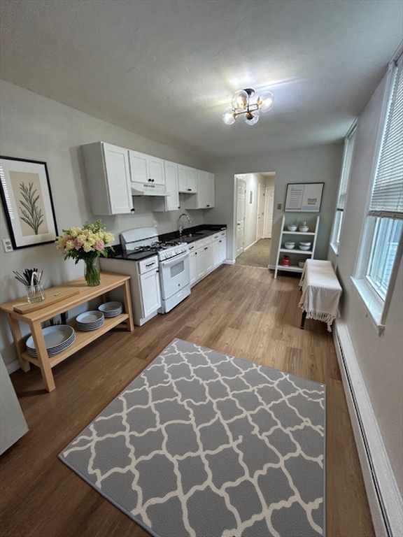 33 Rockland Street, Canton, Massachusetts, 1 Bedroom Bedrooms, 4 Rooms Rooms,1 BathroomBathrooms,Residential Lease,For Rent,Rockland Street,73495305