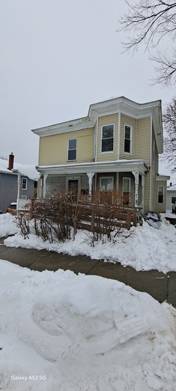 16 Bowdoin St, Worcester, Massachusetts, 2 Bedrooms Bedrooms, 4 Rooms Rooms,1 BathroomBathrooms,Residential Lease,For Rent,Bowdoin St,73495311