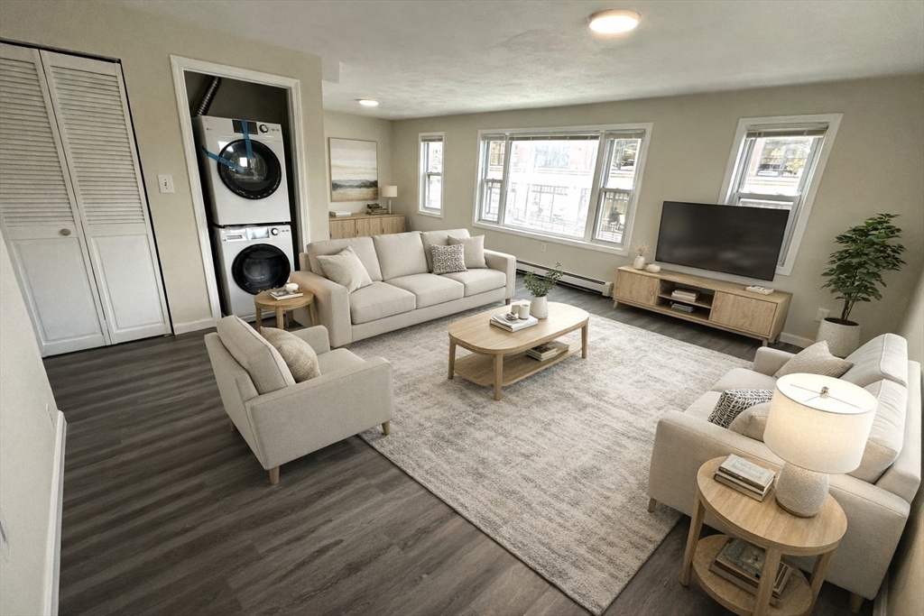 3 Gordon, Boston, Massachusetts, 3 Bedrooms Bedrooms, 5 Rooms Rooms,1 BathroomBathrooms,Residential Lease,For Rent,Gordon,73495409