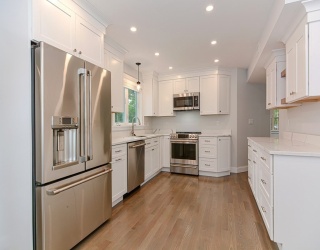 6 Lord Ter, Woburn, Massachusetts, 3 Bedrooms Bedrooms, 5 Rooms Rooms,2 BathroomsBathrooms,Residential Lease,For Rent,Lord Ter,73495513