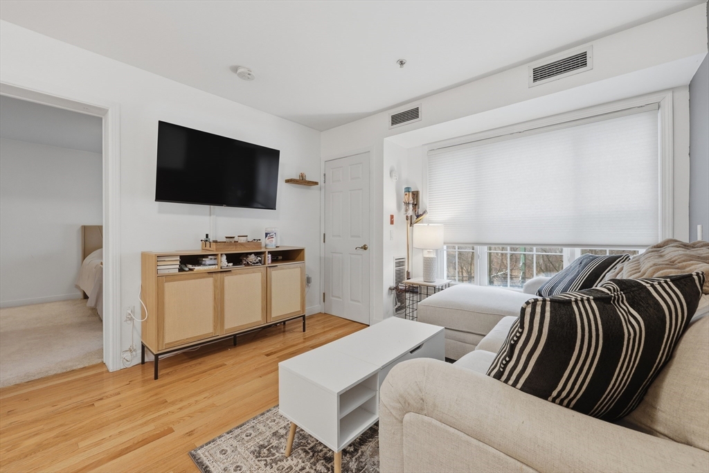 145 Bennington Street, Revere, Massachusetts, 1 Bedroom Bedrooms, 3 Rooms Rooms,1 BathroomBathrooms,Residential,For Sale,Bennington Street,73495525