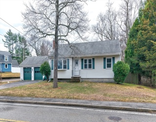 288 Thicket St, Weymouth, Massachusetts, 3 Bedrooms Bedrooms, 7 Rooms Rooms,2 BathroomsBathrooms,Residential,For Sale,Thicket St,73495515