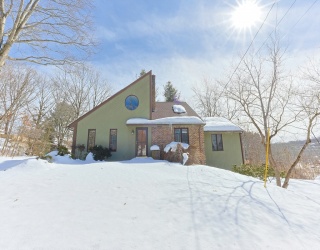 28 Gilfillan Rd, North Smithfield, Rhode Island, 3 Bedrooms Bedrooms, 7 Rooms Rooms,2.5 BathroomsBathrooms,Residential,For Sale,Gilfillan Rd,73482095