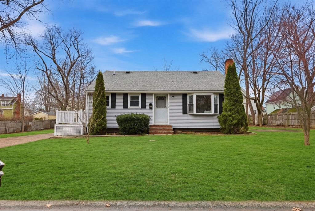 138 Forest St, Brockton, Massachusetts, 3 Bedrooms Bedrooms, 6 Rooms Rooms,2 BathroomsBathrooms,Residential,For Sale,Forest St,73495587