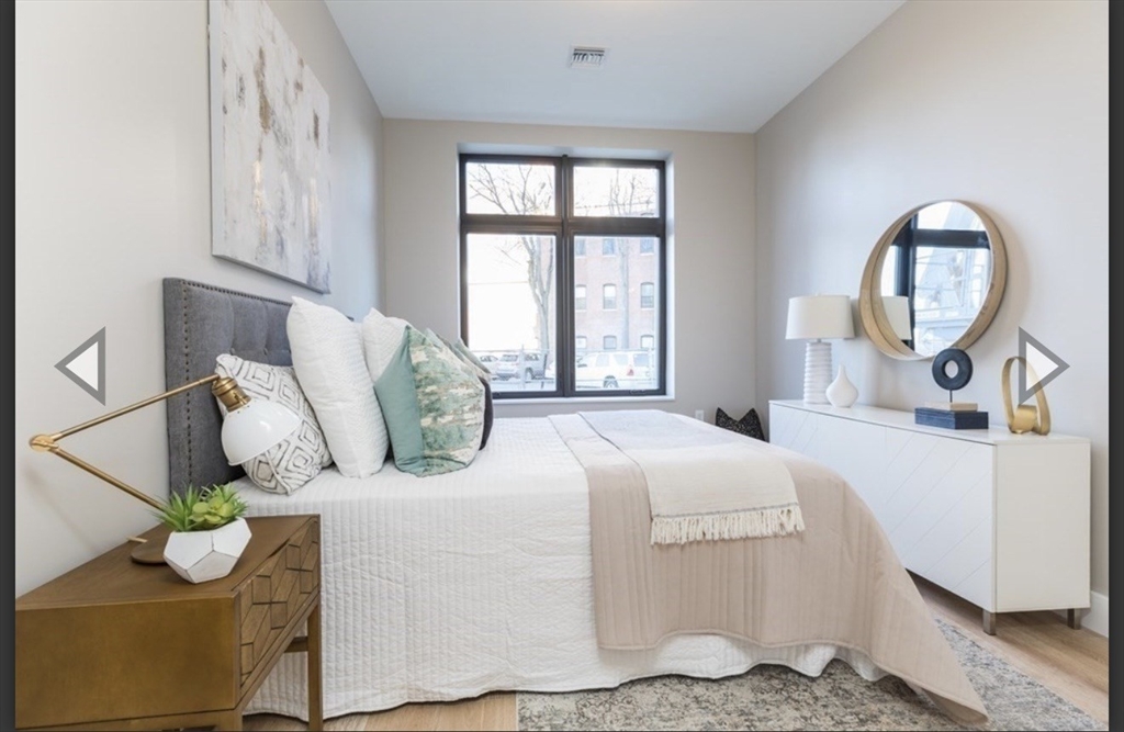 70 Leo Birmingham Parkway, Boston, Massachusetts, 1 Bedroom Bedrooms, 3 Rooms Rooms,1 BathroomBathrooms,Residential Lease,For Rent,Leo Birmingham Parkway,73495594