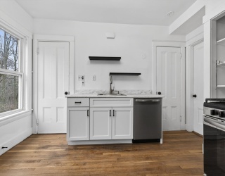 166 Elliot St, Newton, Massachusetts, 4 Bedrooms Bedrooms, 8 Rooms Rooms,2 BathroomsBathrooms,Residential Lease,For Rent,Elliot St,73495679