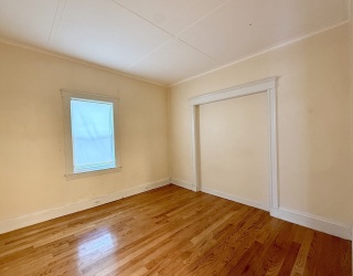 113-115 Elmwood Ave, Quincy, Massachusetts, 2 Bedrooms Bedrooms, 5 Rooms Rooms,1 BathroomBathrooms,Residential Lease,For Rent,Elmwood Ave,73495694