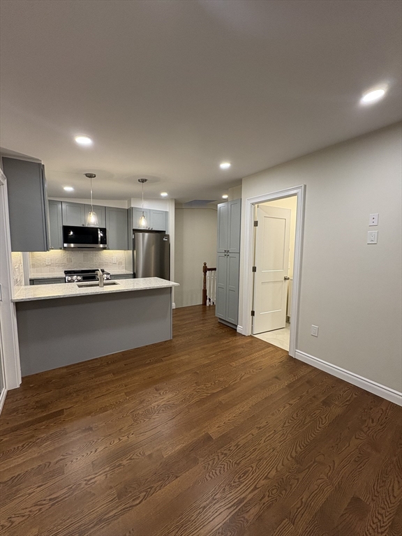 11 Burrill Pl, Boston, Massachusetts, 1 Bedroom Bedrooms, 4 Rooms Rooms,1 BathroomBathrooms,Residential Lease,For Rent,Burrill Pl,73495712