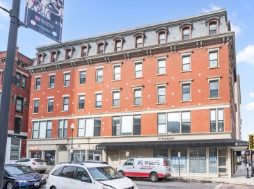 5-7 Pleasant Street, Worcester, Massachusetts, 1 Bedroom Bedrooms, 2 Rooms Rooms,1 BathroomBathrooms,Residential Lease,For Rent,Pleasant Street,73477287