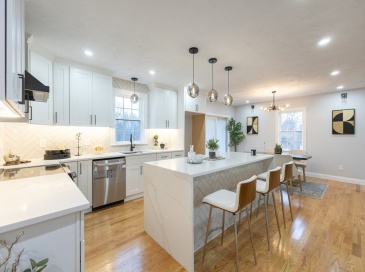 505 N Central St, East Bridgewater, Massachusetts, 4 Bedrooms Bedrooms, 8 Rooms Rooms,3 BathroomsBathrooms,Residential,For Sale,N Central St,73457337