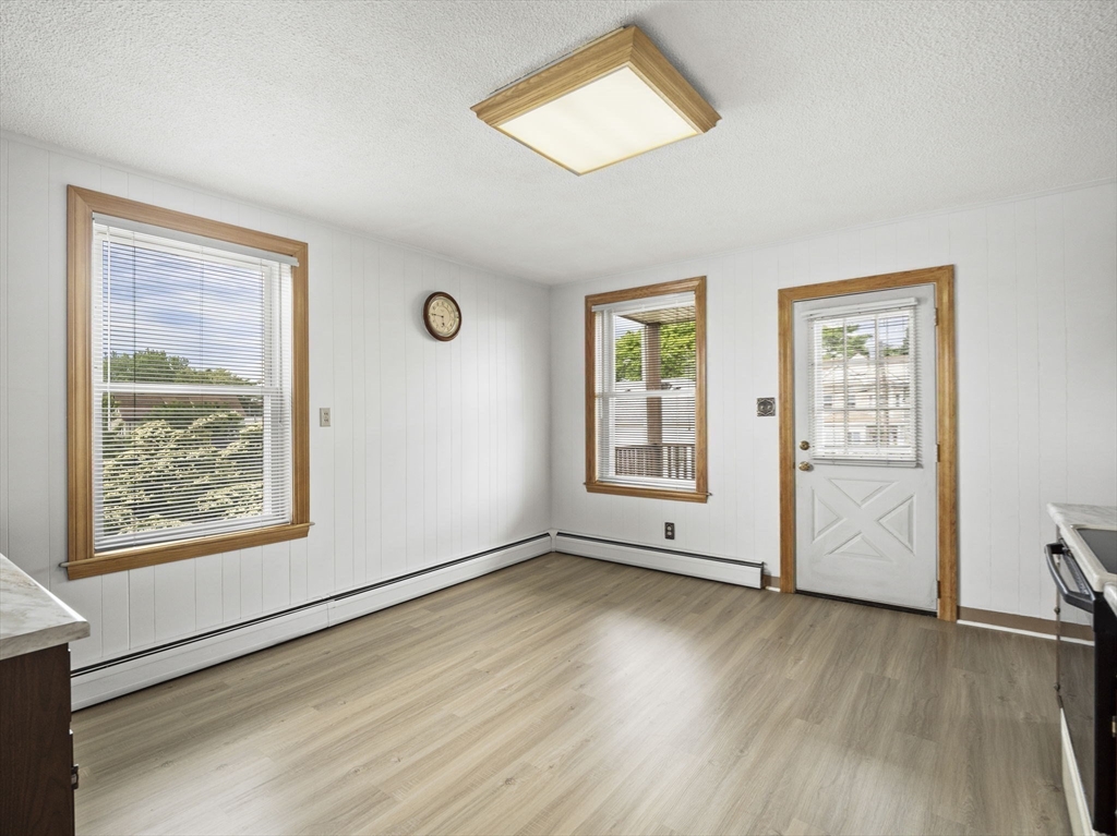 69 Stowers St, Revere, Massachusetts, 2 Bedrooms Bedrooms, 4 Rooms Rooms,1 BathroomBathrooms,Residential Lease,For Rent,Stowers St,73454802