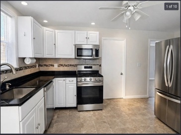 20 Hanson St, Salem, Massachusetts, 1 Bedroom Bedrooms, 4 Rooms Rooms,1 BathroomBathrooms,Residential Lease,For Rent,Hanson St,73478703