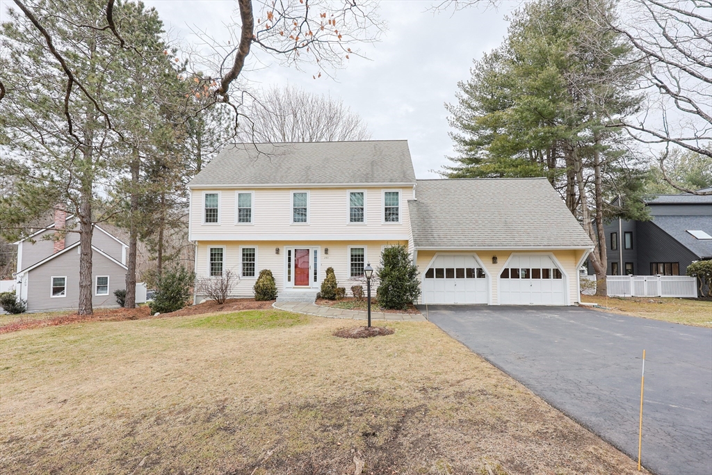 261 Rolling Meadow Drive, Holliston, Massachusetts, 4 Bedrooms Bedrooms, 9 Rooms Rooms,2.5 BathroomsBathrooms,Residential,For Sale,Rolling Meadow Drive,73473347