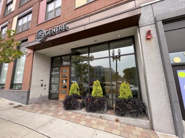 225 Centre, Boston, Massachusetts, 2 Bedrooms Bedrooms, 3 Rooms Rooms,1 BathroomBathrooms,Residential Lease,For Rent,Centre,73495738