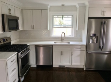 24 Waban Street, Newton, Massachusetts, 4 Bedrooms Bedrooms, 6 Rooms Rooms,2 BathroomsBathrooms,Residential Lease,For Rent,Waban Street,73495747