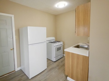 25 Oakland Ave, Everett, Massachusetts, 1 Bedroom Bedrooms, 3 Rooms Rooms,1 BathroomBathrooms,Residential Lease,For Rent,Oakland Ave,73495757