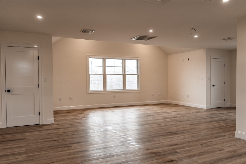 50 Gar Highway, Swansea, Massachusetts, ,Commercial Lease,For Rent,Gar Highway,73495770