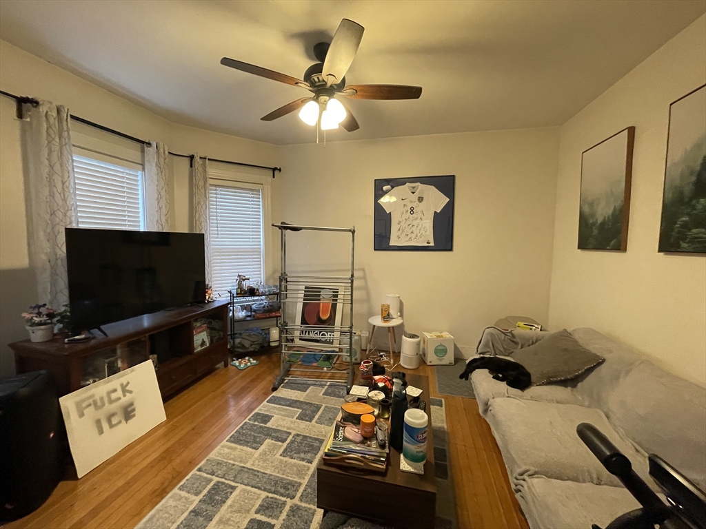 375 Highland Ave, Somerville, Massachusetts, 2 Bedrooms Bedrooms, 4 Rooms Rooms,1 BathroomBathrooms,Residential Lease,For Rent,Highland Ave,73495780