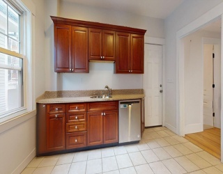 34 Saranac, Boston, Massachusetts, 3 Bedrooms Bedrooms, 5 Rooms Rooms,1 BathroomBathrooms,Residential Lease,For Rent,Saranac,73495785