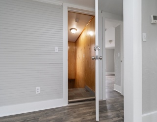 7 Central Street, Hudson, Massachusetts, 2 Bedrooms Bedrooms, 6 Rooms Rooms,1 BathroomBathrooms,Residential Lease,For Rent,Central Street,73495872