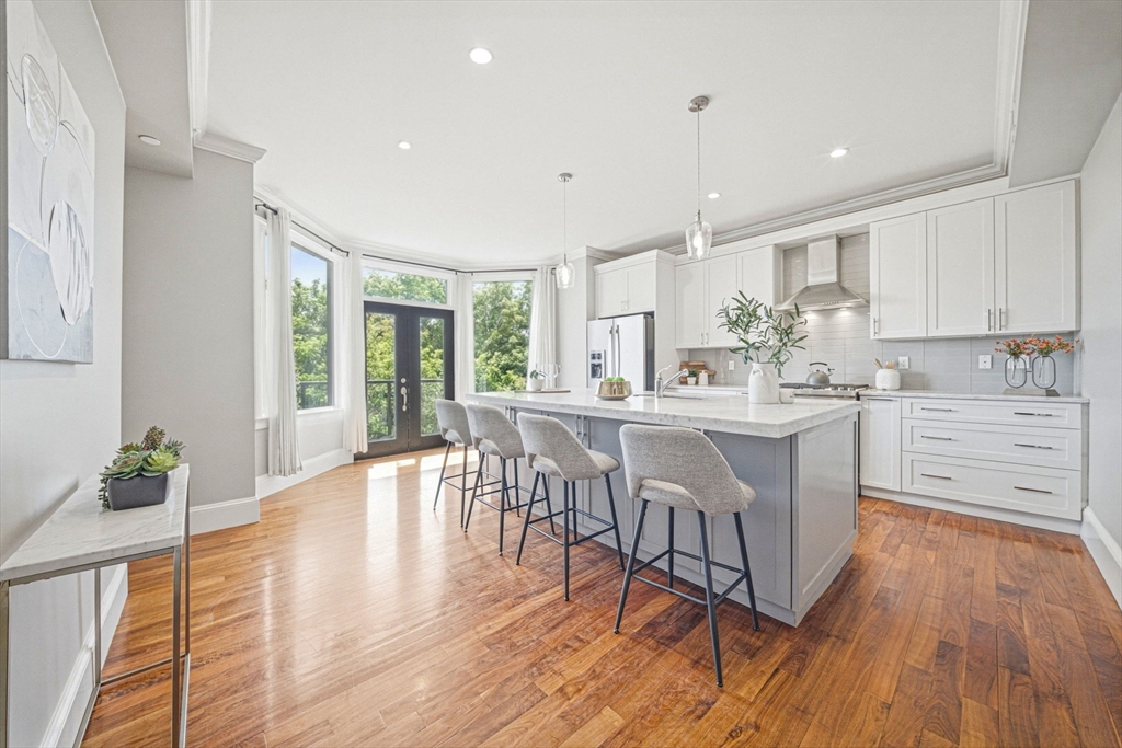 324 Tappan Street, Brookline, Massachusetts, 4 Bedrooms Bedrooms, 7 Rooms Rooms,3.5 BathroomsBathrooms,Residential,For Sale,Tappan Street,73495807