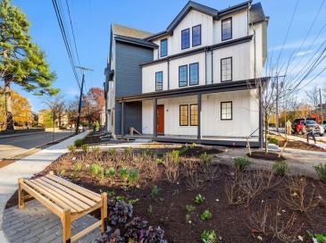 8 Elm Street, Newton, Massachusetts, 3 Bedrooms Bedrooms, 13 Rooms Rooms,4.5 BathroomsBathrooms,Residential,For Sale,Elm Street,73465147