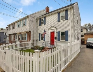 55 Wyllis Ave, Malden, Massachusetts, 2 Bedrooms Bedrooms, 7 Rooms Rooms,1 BathroomBathrooms,Residential Lease,For Rent,Wyllis Ave,73495935