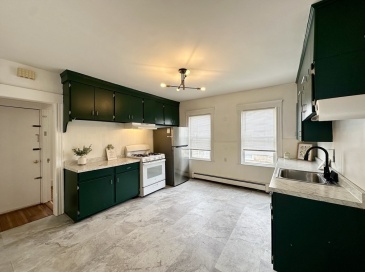 18 Appleton St, Quincy, Massachusetts, 3 Bedrooms Bedrooms, 6 Rooms Rooms,1 BathroomBathrooms,Residential Lease,For Rent,Appleton St,73495942 18 Appleton St, Quincy, Massachusetts, 3 Bedrooms Bedrooms, 6 Rooms Rooms,1 BathroomBathrooms,Residential Lease,For Rent,Appleton St,73495942