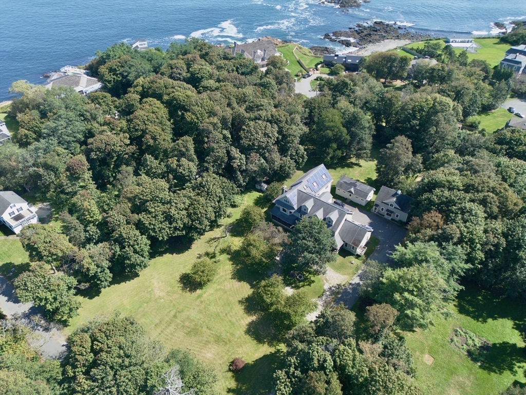 25 Pleasant St, Nahant, Massachusetts, 6 Bedrooms Bedrooms, 16 Rooms Rooms,6 BathroomsBathrooms,Residential Lease,For Rent,Pleasant St,73496005