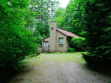 303 Lakeshore, Sandisfield, Massachusetts, 4 Bedrooms Bedrooms, 8 Rooms Rooms,2 BathroomsBathrooms,Residential,For Sale,Lakeshore,73496028
